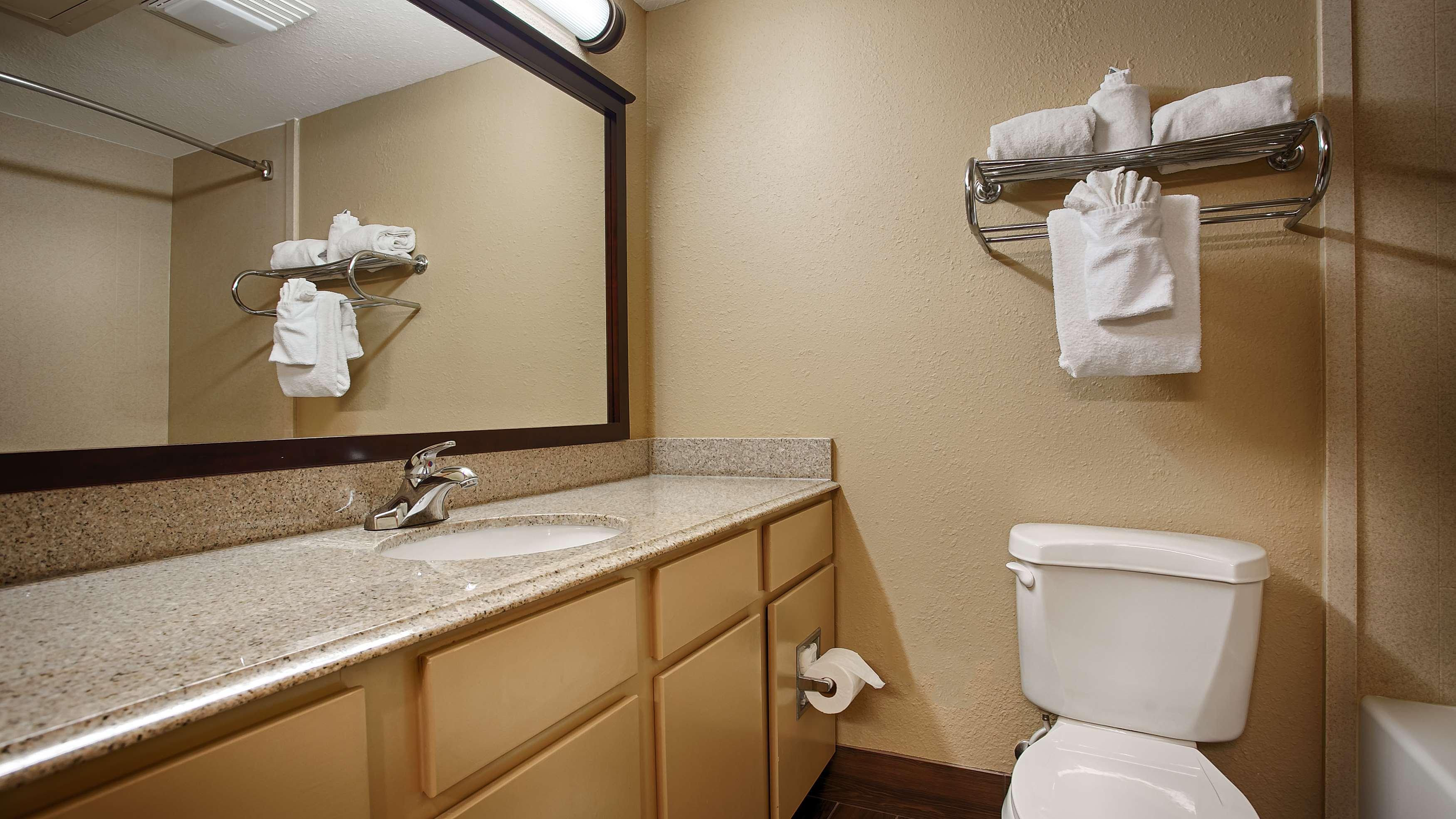 Hotel Western Of & & Conference Center 3*