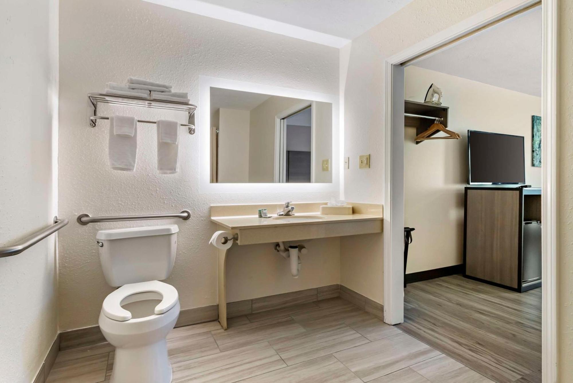 Western Of & & Conference Center Hotel 3*